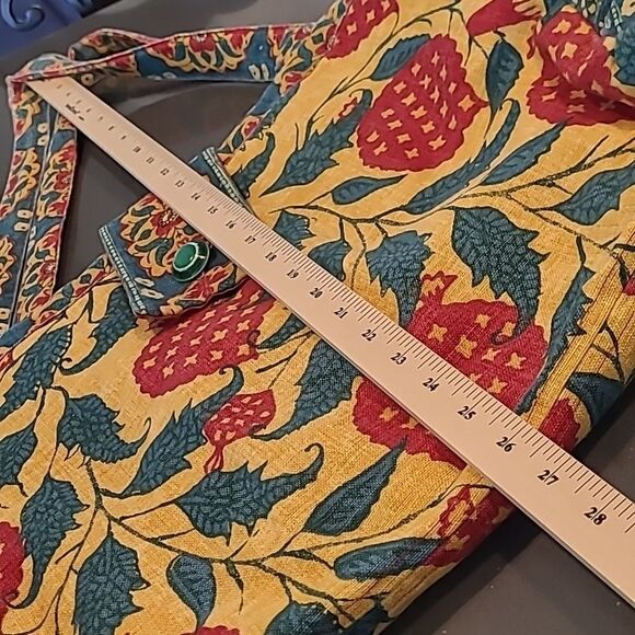 Handcrafted cotton soft canvas shell with polyester lining with light padding - Picture 6 of 10